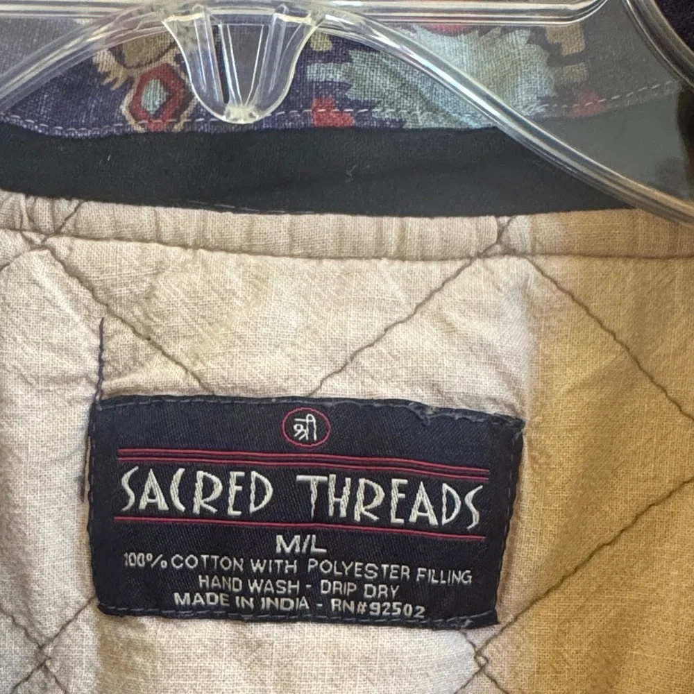 Sacred Thread Quilted Patchwork Women's Jacket in Multicolor - Picture 2 of 7